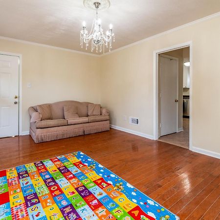 Centrally Located Spacious Abode Charlotte Exterior foto